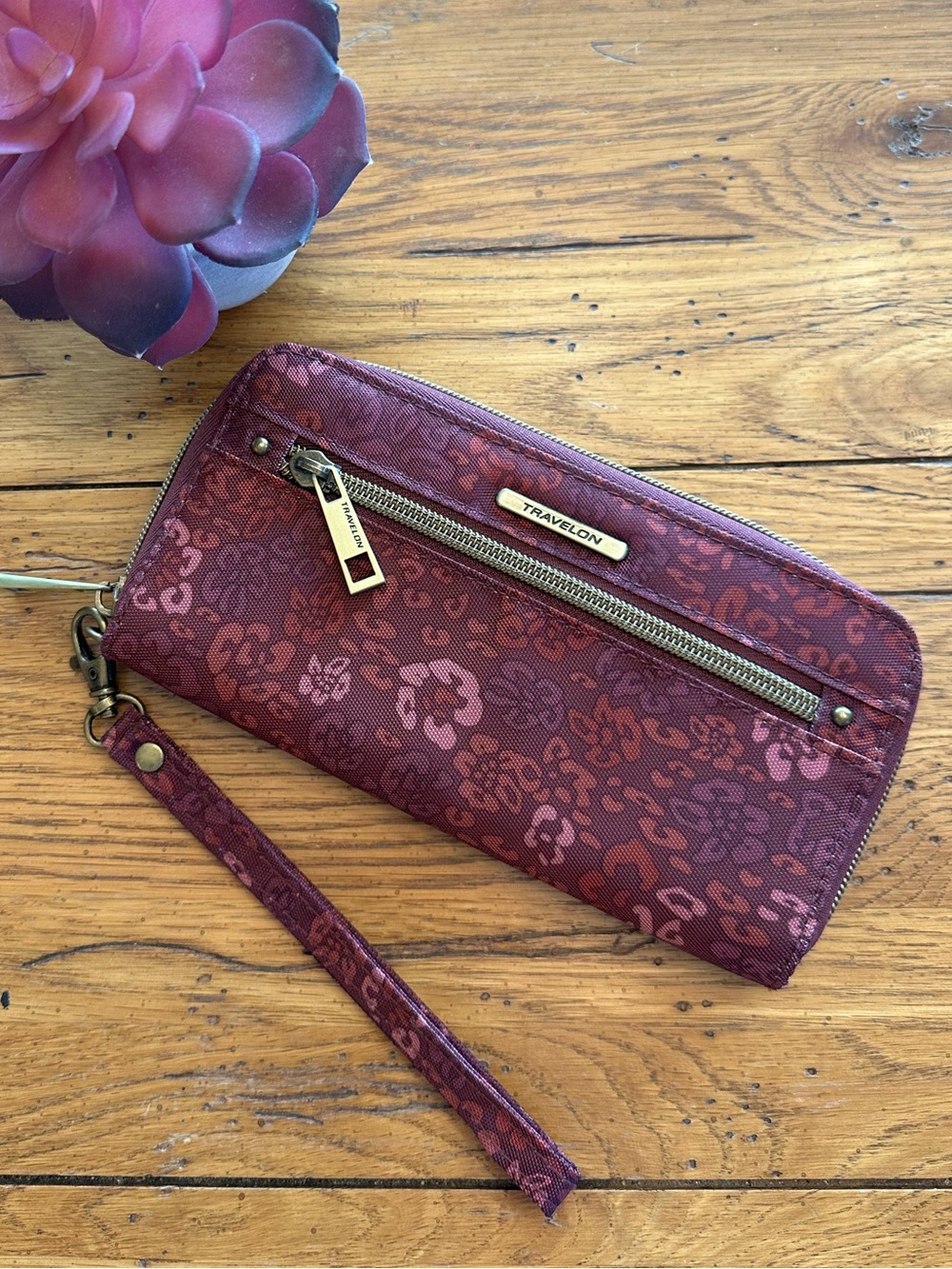 Travelon Burgundy Floral Zip-Around Wristlet Mega Wallet RFID